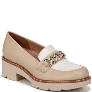 Naturalizer Desi Leather Chain Detail Lightweight Platform Lug Sole Loafers